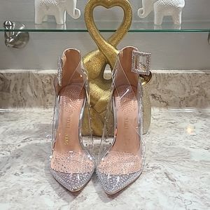 CINDERELLA HEELS
